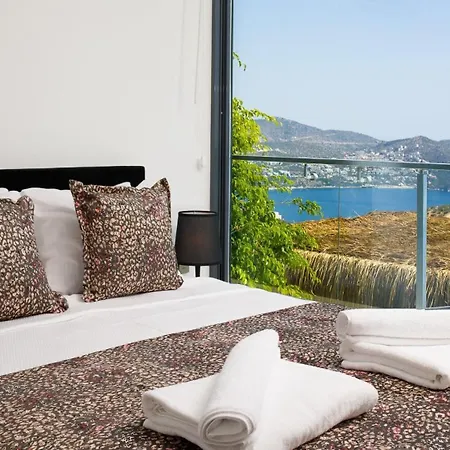 4 Bedroom - 4780 * Kalkan