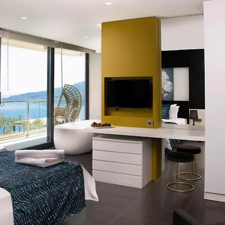 Villa 4 Bedroom - 4780