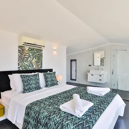 4 Bedroom - 4780 Kalkan